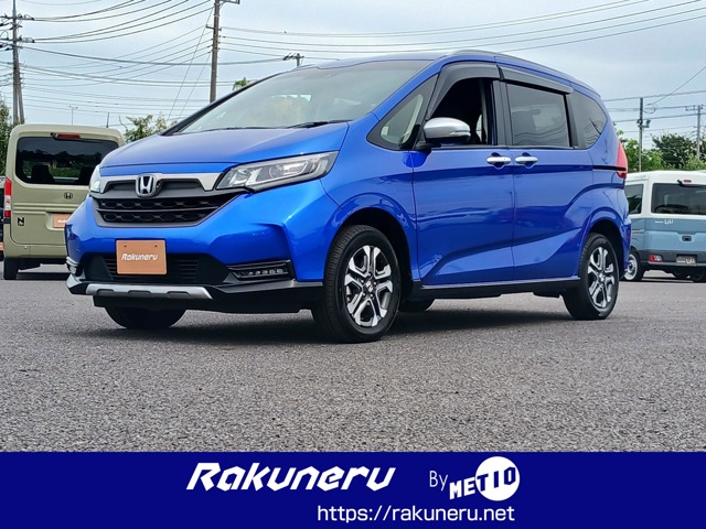 ホンダ フリード
1.5 ハイブリッド クロスター 4WD　ラクネル　キャンピング　ベースパック4名乗車2名就寝 （プレミアムクリスタルブルー・メタリック）